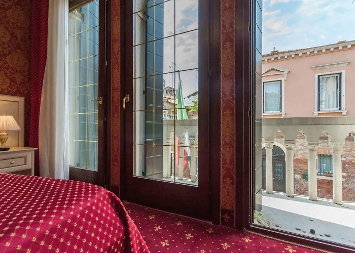 Ca' Messner 5 Leoni Affittacamere Venezia