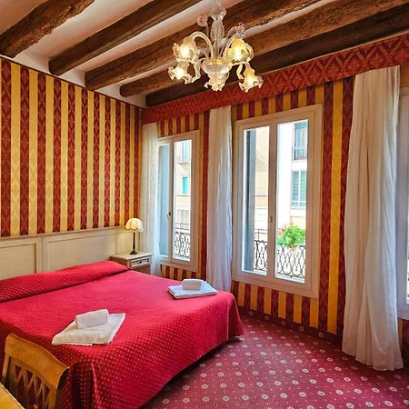 Ca' Messner 5 Leoni Pensionat 3*