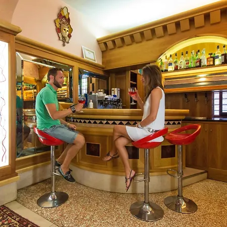 Ca' Messner 5 Leoni Pensionat 3*