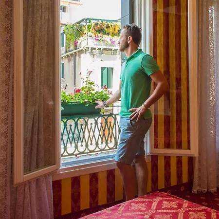 Ca' Messner 5 Leoni Pensionat 3*