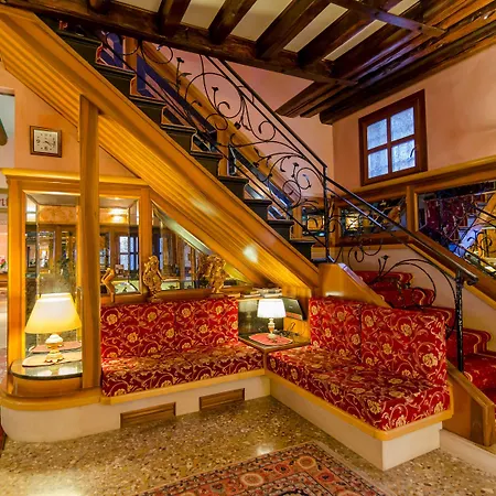 게스트하우스 Ca' Messner 5 Leoni 3*