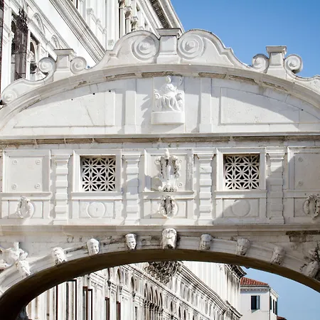 Ca' Messner 5 Leoni 게스트하우스 3*