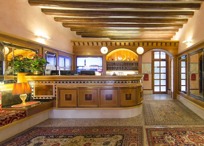 卡梅斯纳雷昂尼5号旅馆 招待所 威尼斯